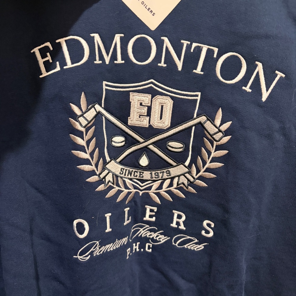 Navy Edmonton Oilers Lauren Mcdavid collab Sweatshirt - Picture 2 of 5
